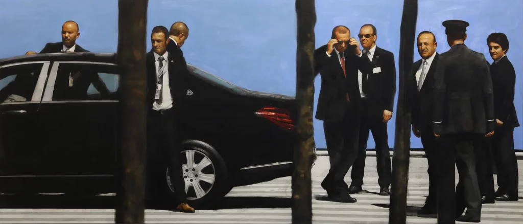 PT / SecGen: Arrival President (Erdogan), 120 x 281 cm, mixes. media